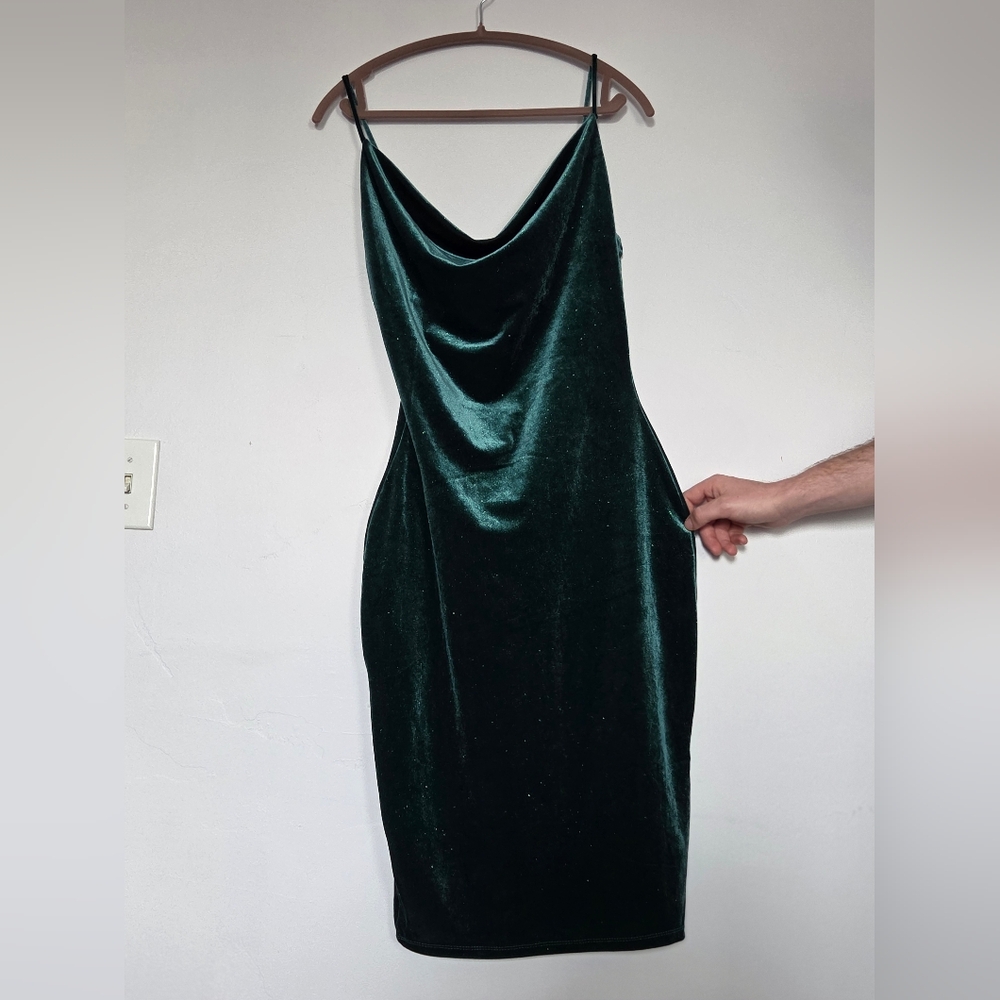Elegant Green Velvet Dress